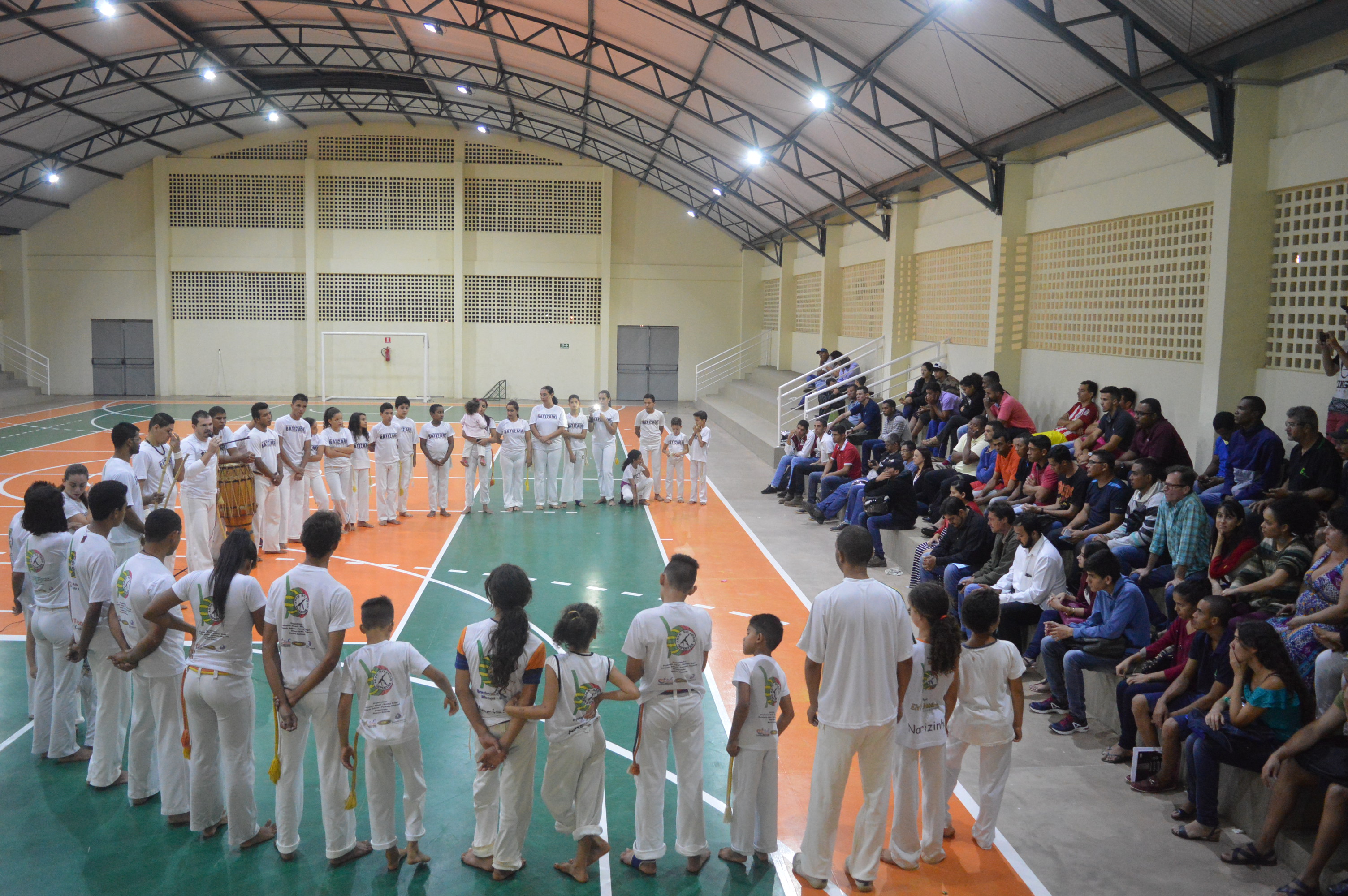 Apresentação do grupo Arte no Jogo